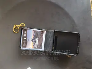 Flip 4 Cover