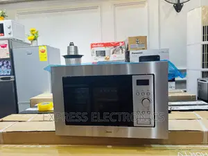 Neatly Sealed in Box Midea AM717B57 Microwave Oven