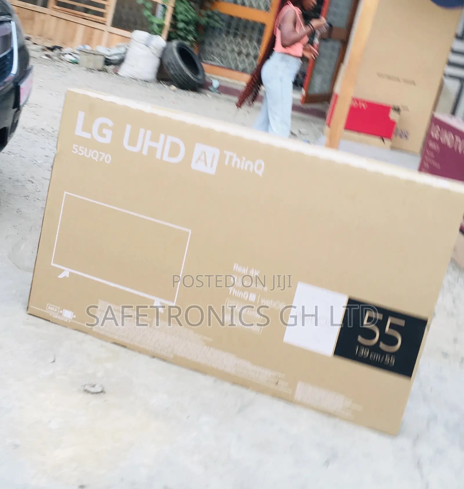 Electric Black UQ70 55 Inches Smart UHD LG Glossy LED Tv