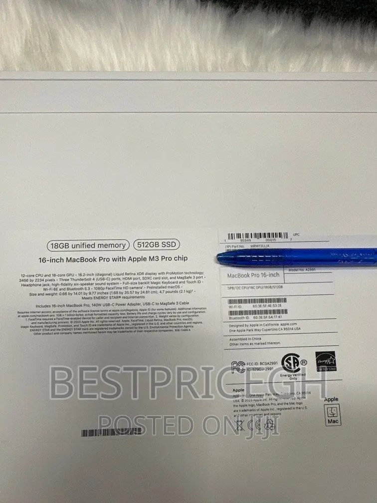New Laptop Apple MacBook Pro 18GB Apple M3 SSD 512GB
