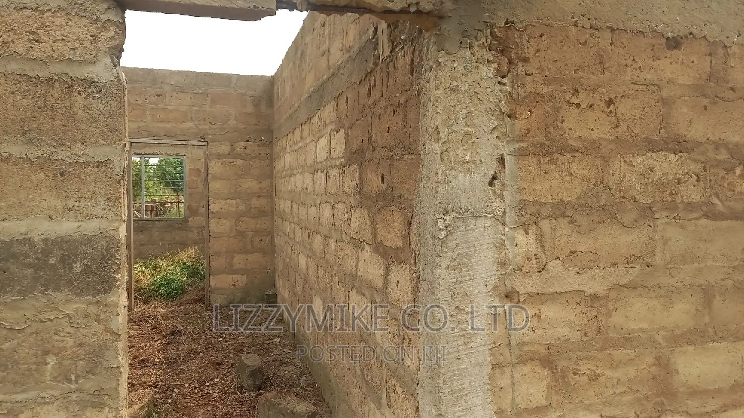 Papase No. 1 Kwaw Bonze, Awutu Senya East Municipal for Sale