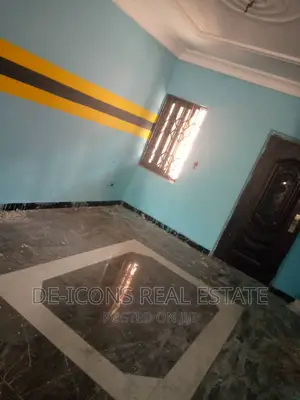 5bdrm House in De-Icons Real Estate, Awutu Senya East Municipal