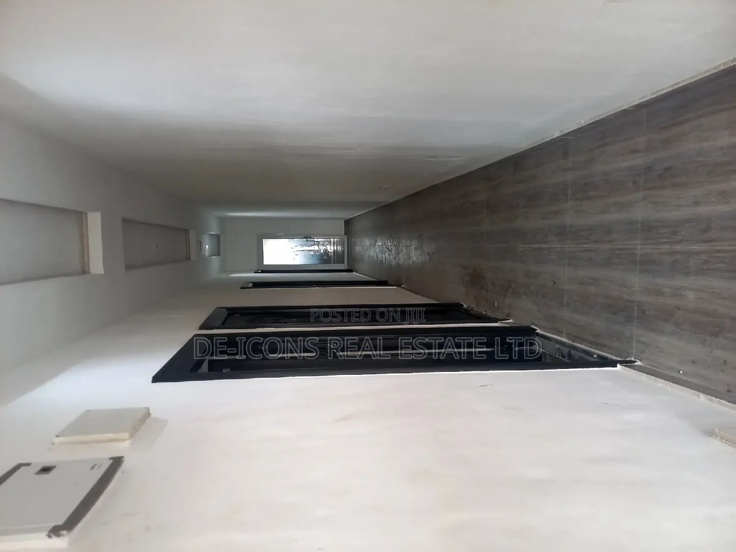 2bdrm Duplex in De-Icons Real Estate, Awutu Senya East Municipal