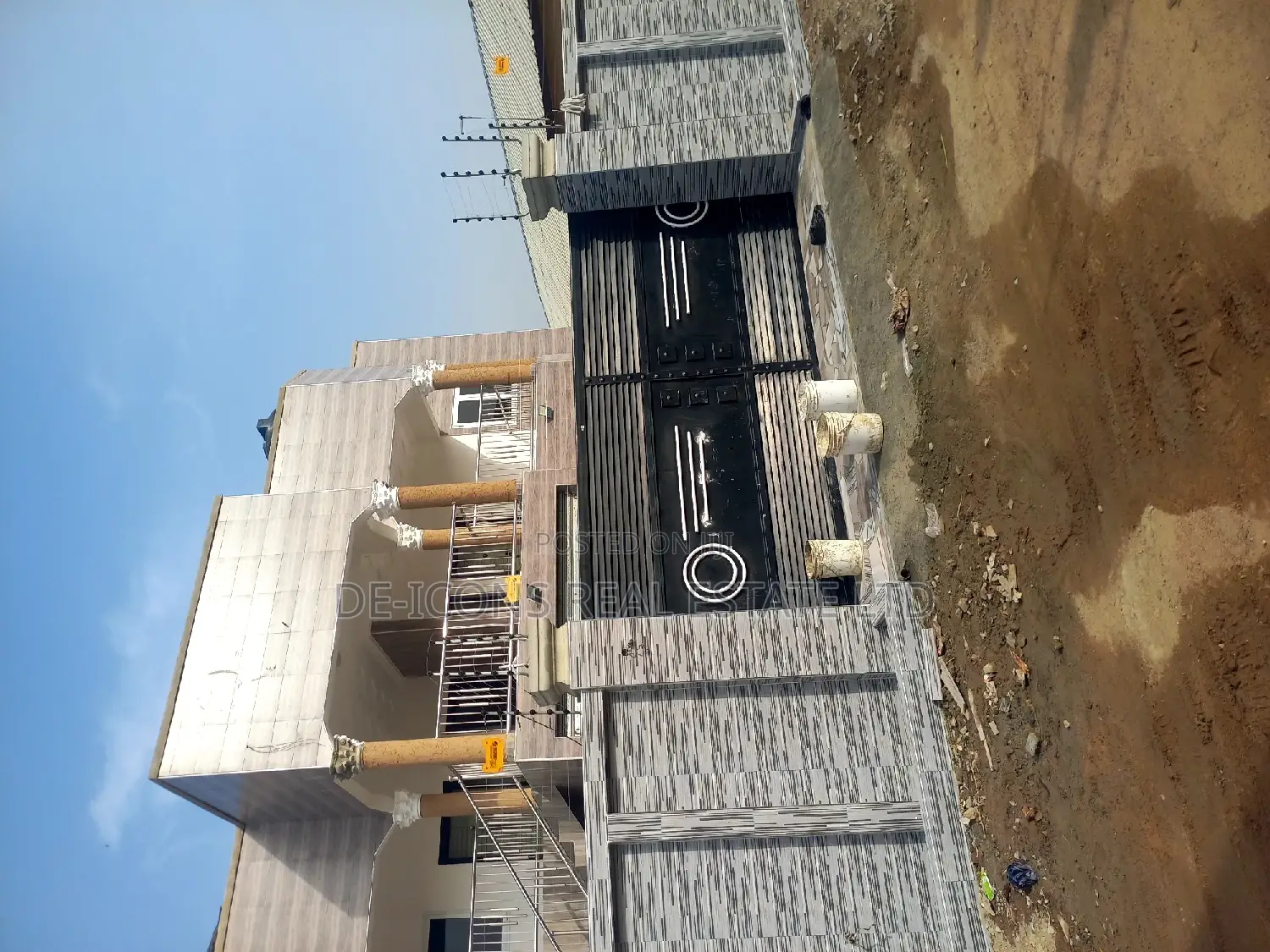 2bdrm Duplex in De-Icons Real Estate, Awutu Senya East Municipal