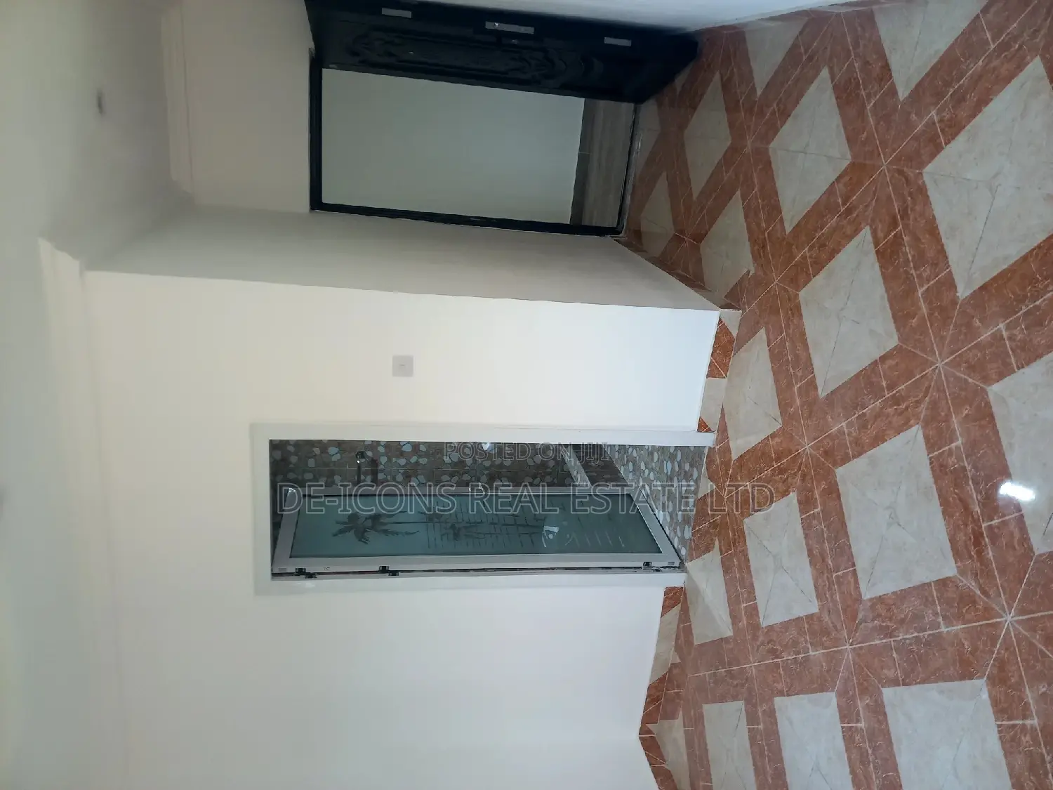 2bdrm Duplex in De-Icons Real Estate, Awutu Senya East Municipal