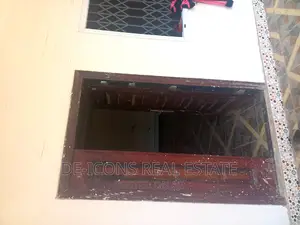 2bdrm Maisonette in De-Icons Real Estate, Awutu Senya East Municipal