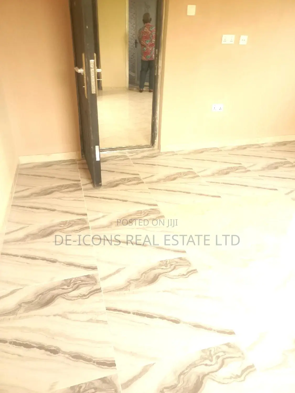 2bdrm Duplex in De-Icons Real Estate, Awutu Senya East Municipal