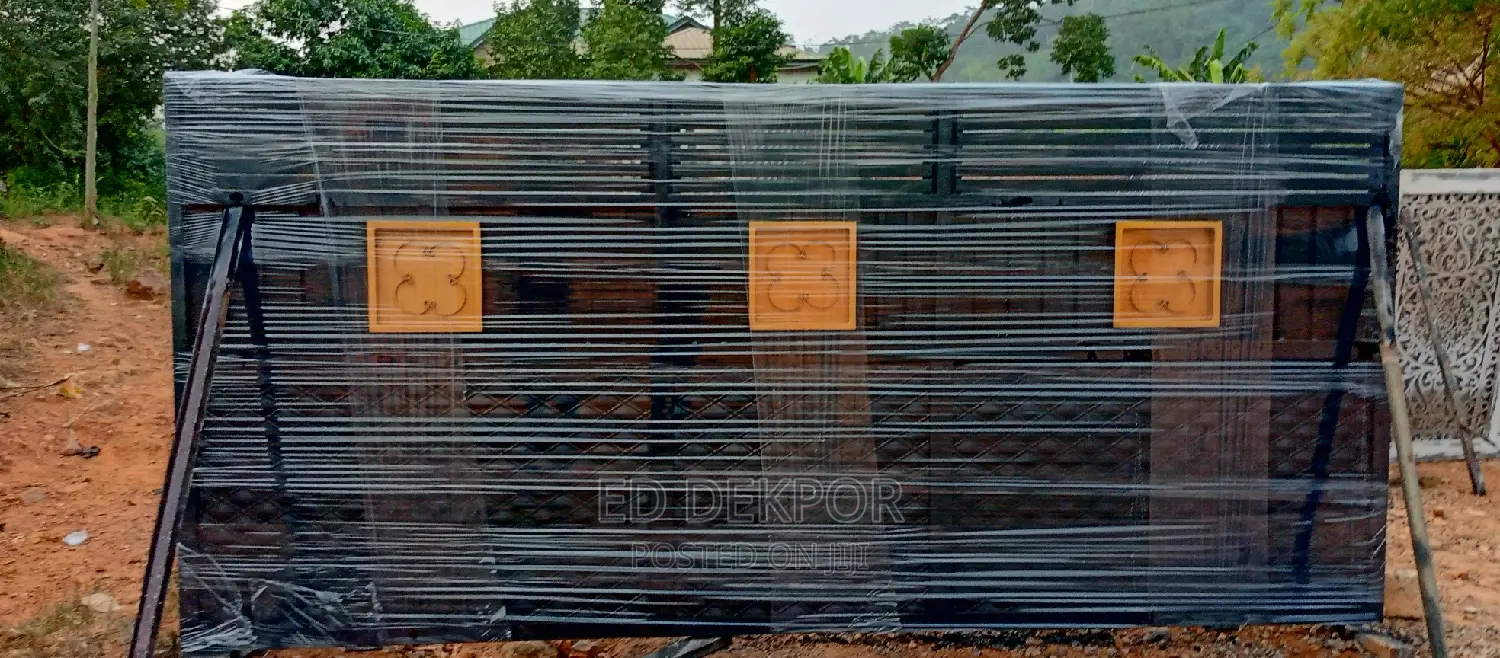 BRB Metal Gate