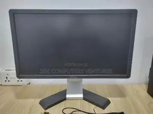 “Neat Dell P1919h 19” Monitor – Perfect For Office & School”