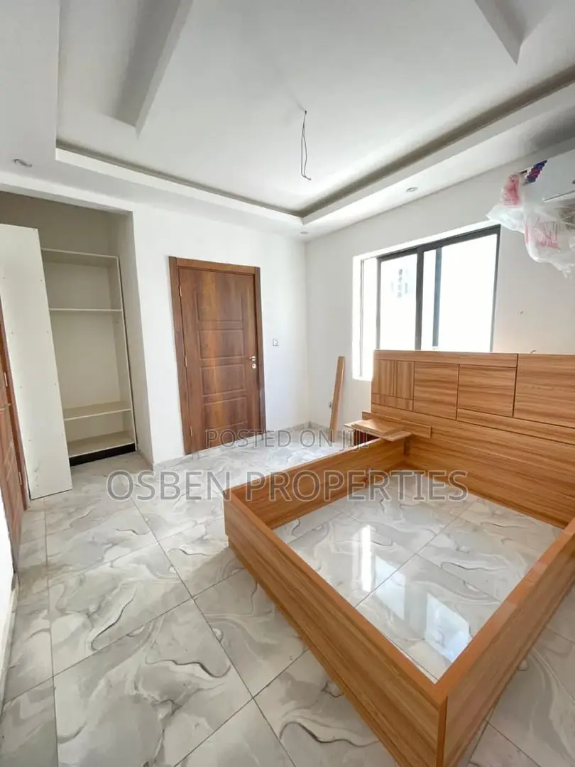 2bdrm Duplex in Pleasant Properties, Accra Metropolitan for sale