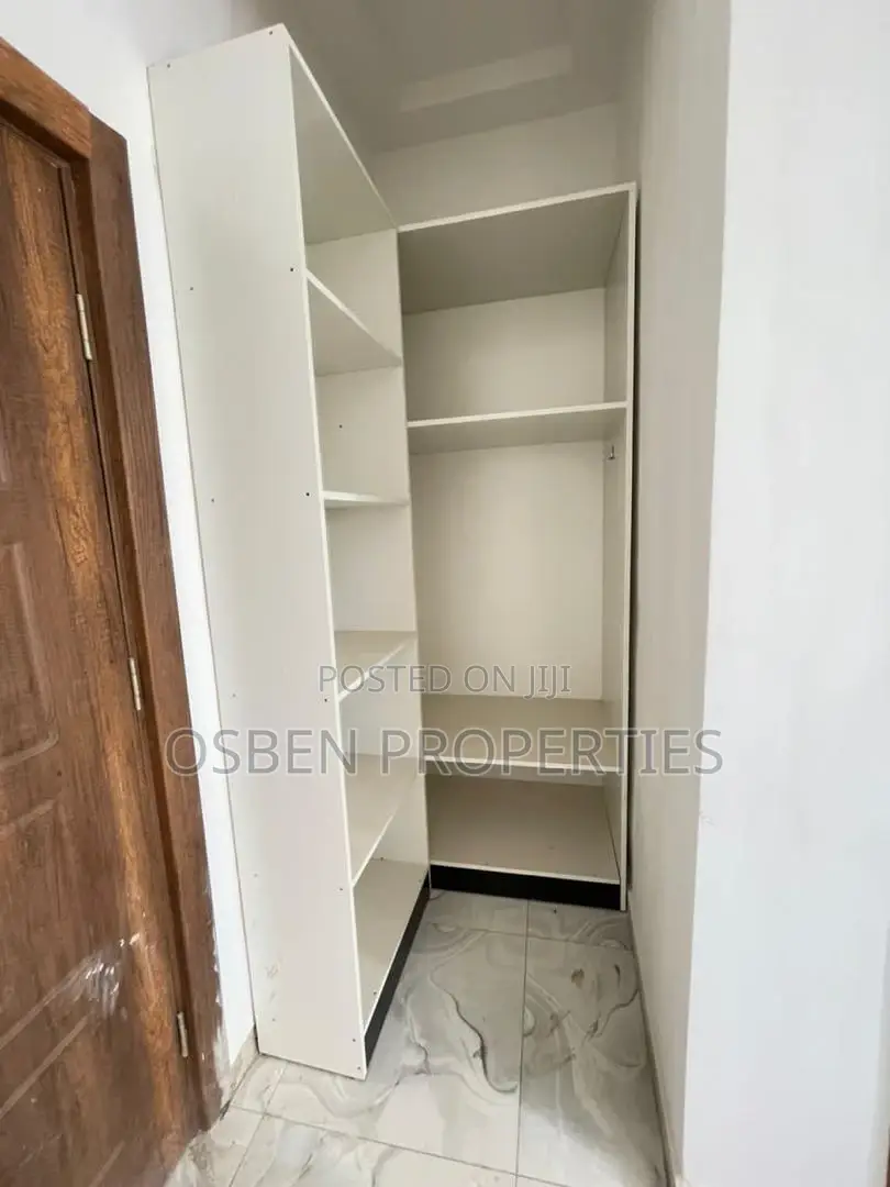 2bdrm Duplex in Pleasant Properties, Accra Metropolitan for sale