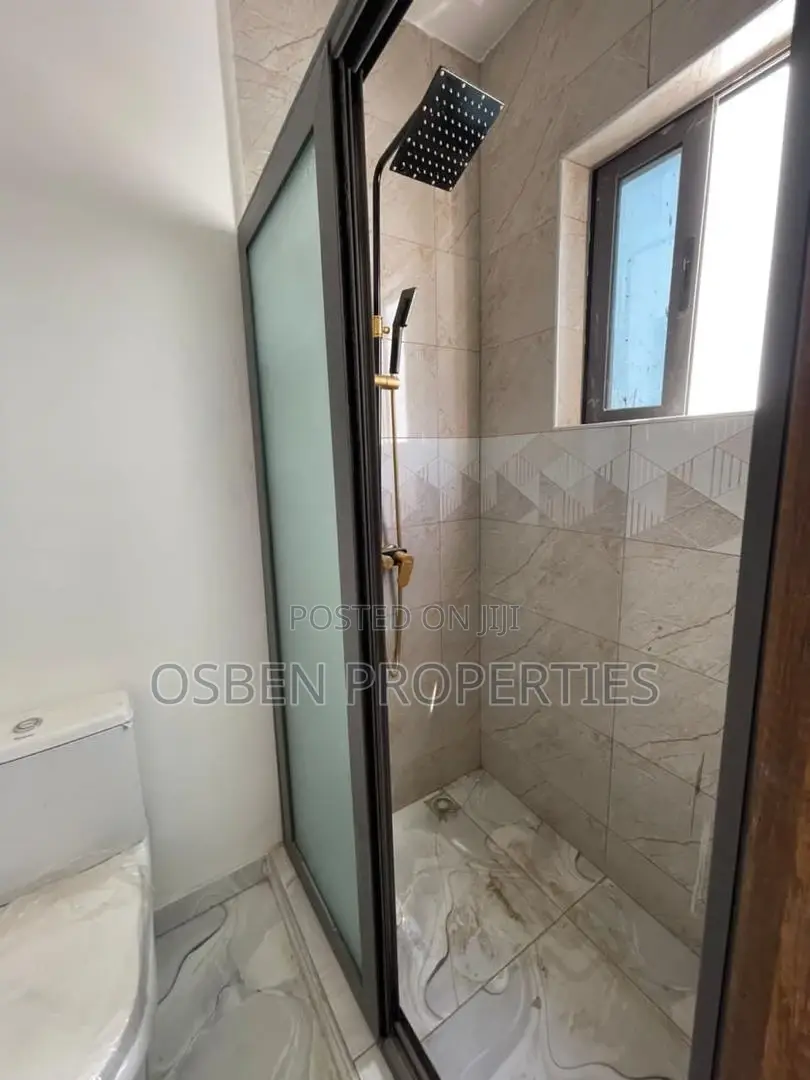 2bdrm Duplex in Pleasant Properties, Accra Metropolitan for sale