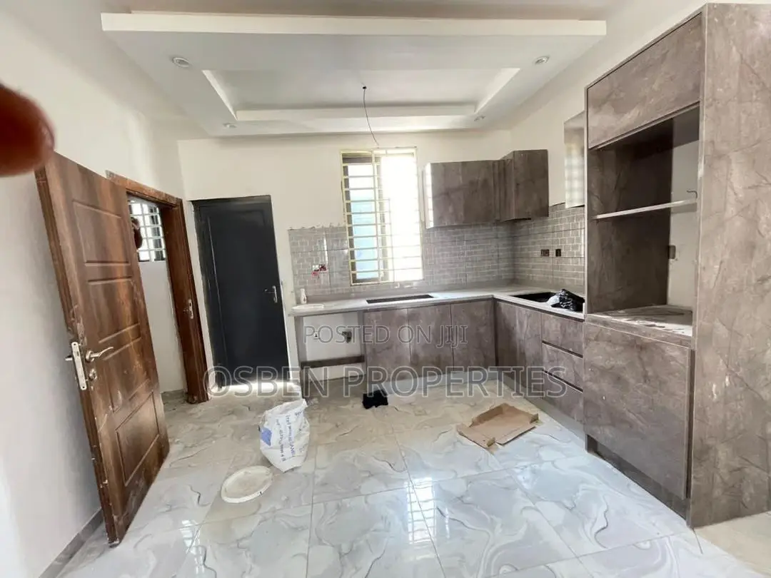 2bdrm Duplex in Pleasant Properties, Accra Metropolitan for sale