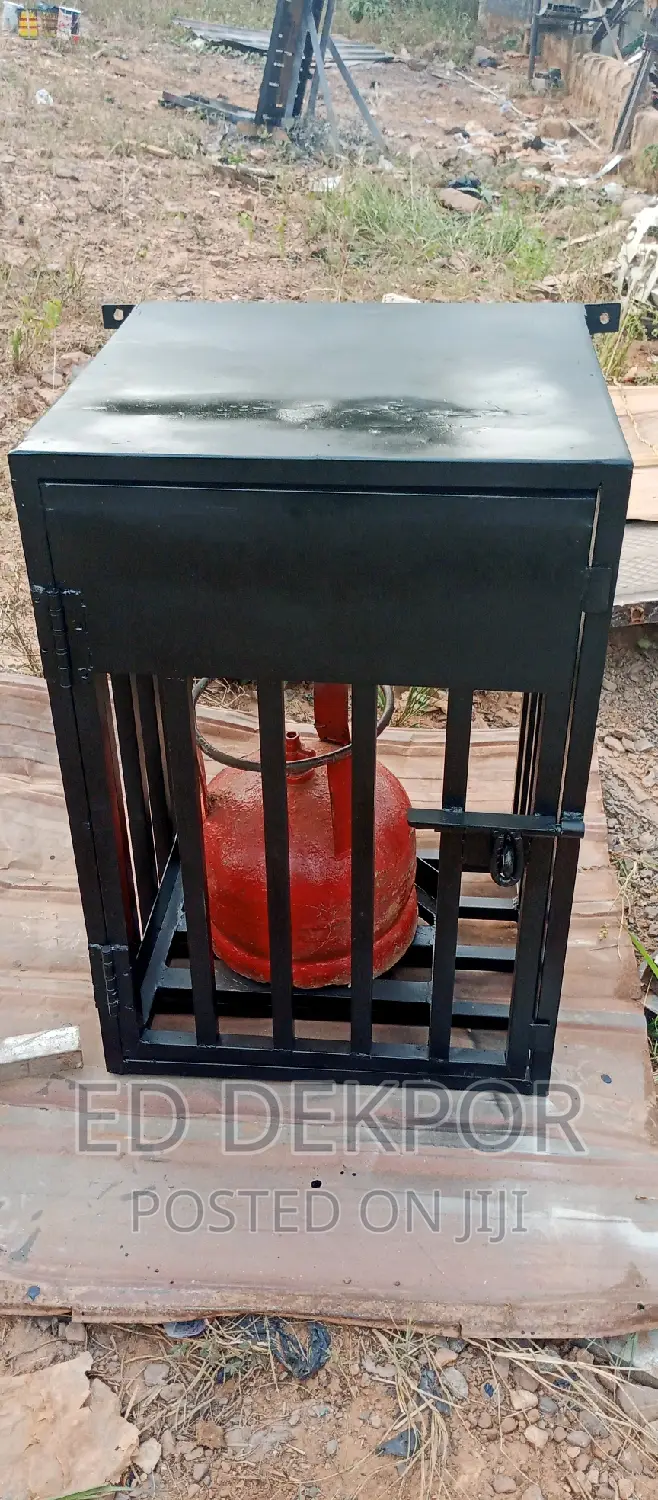 Cylinder Cadge