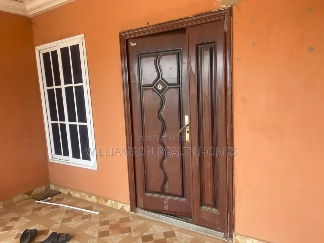 2bdrm Apartment in Community 18 Area, Spintex for rent