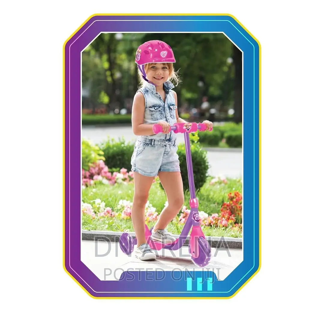 PAW Patrol the Mighty Movie Chase 3 Wheel Scooter+ Helmetset