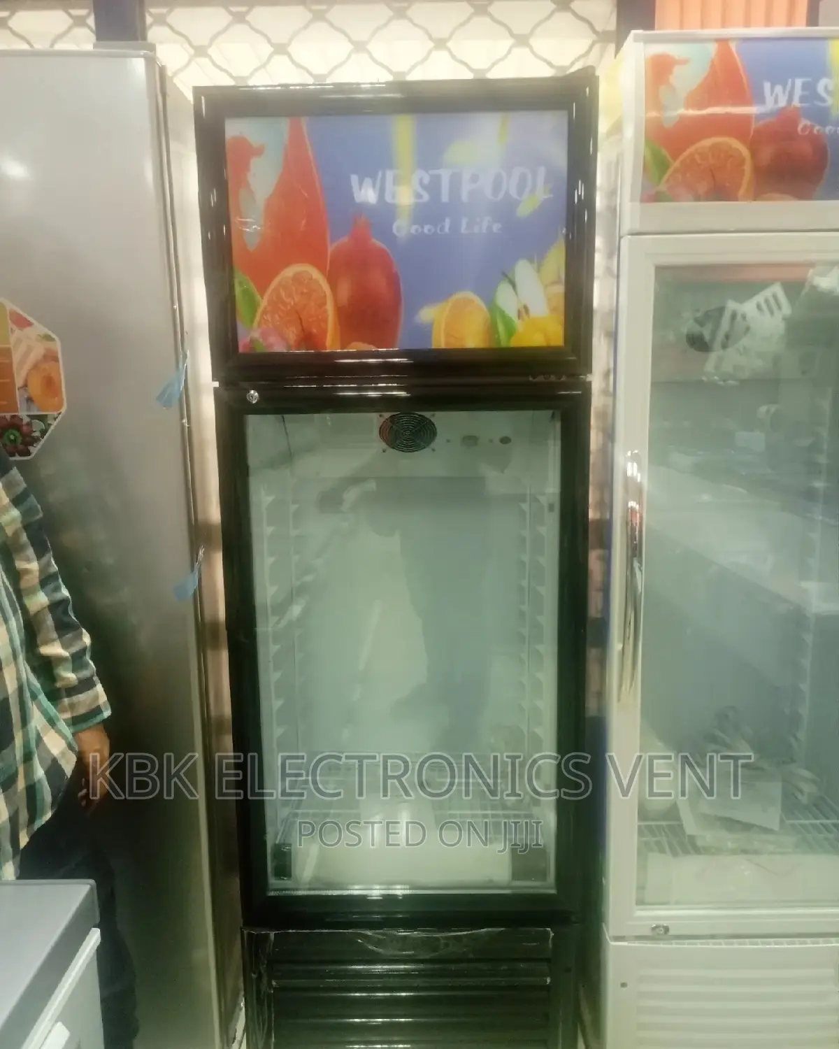 Westpool 300ltr Display Fridge With Freezer