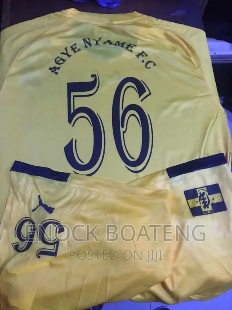 Jerseys Set and Customizing