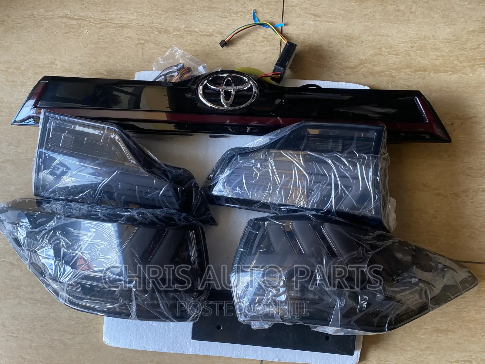 Toyota Highlander 17-18 Led Tail Back Available