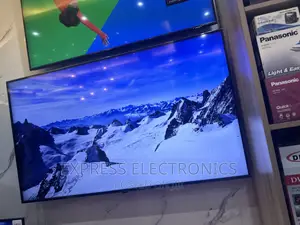 Brand New Slim UHD Smart LG Tv 49”UN7340