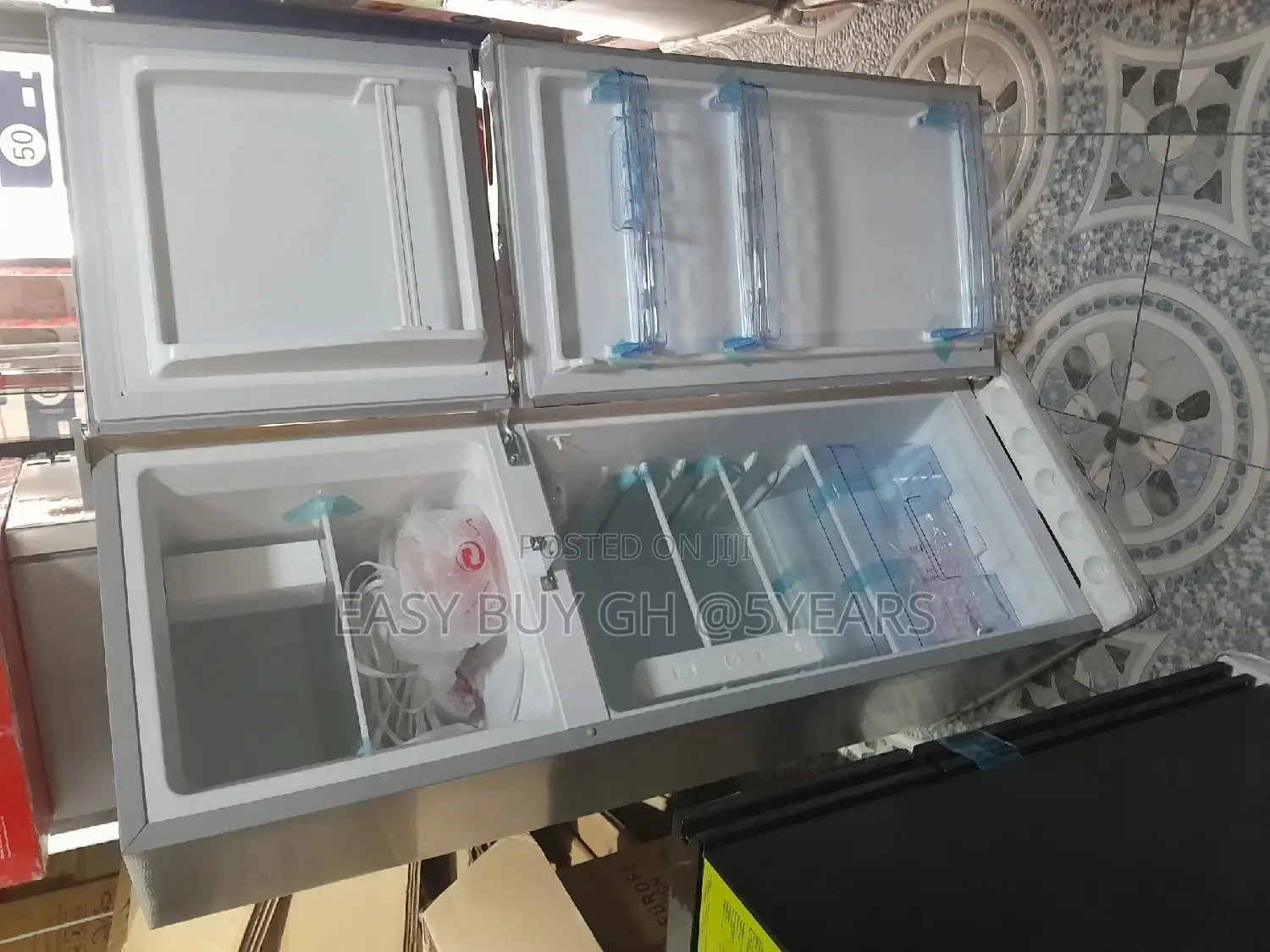 Nasco Refrigerator 94L Refrigerator