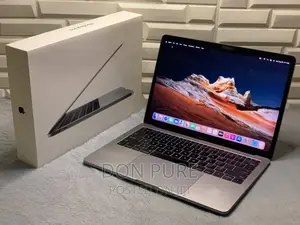 Laptop Apple MacBook 2017 16GB Intel Core I7 SSD 512GB