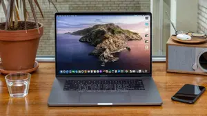 Laptop Apple MacBook 2017 16GB Intel Core I7 SSD 512GB