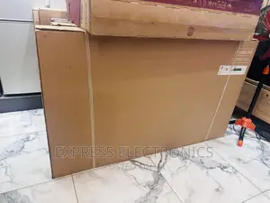 High Quality Sleek Slim UHD Smart Samsung 65”Cu8000 Tv 