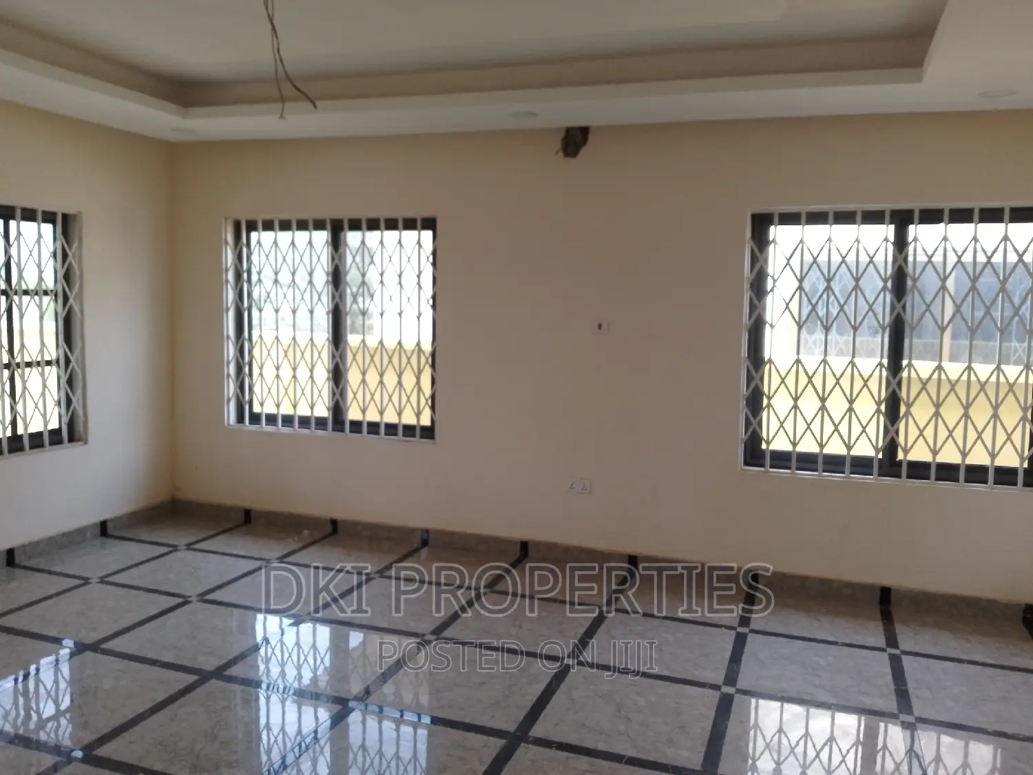 3bdrm House in Dki Properties, Valley View Area for sale
