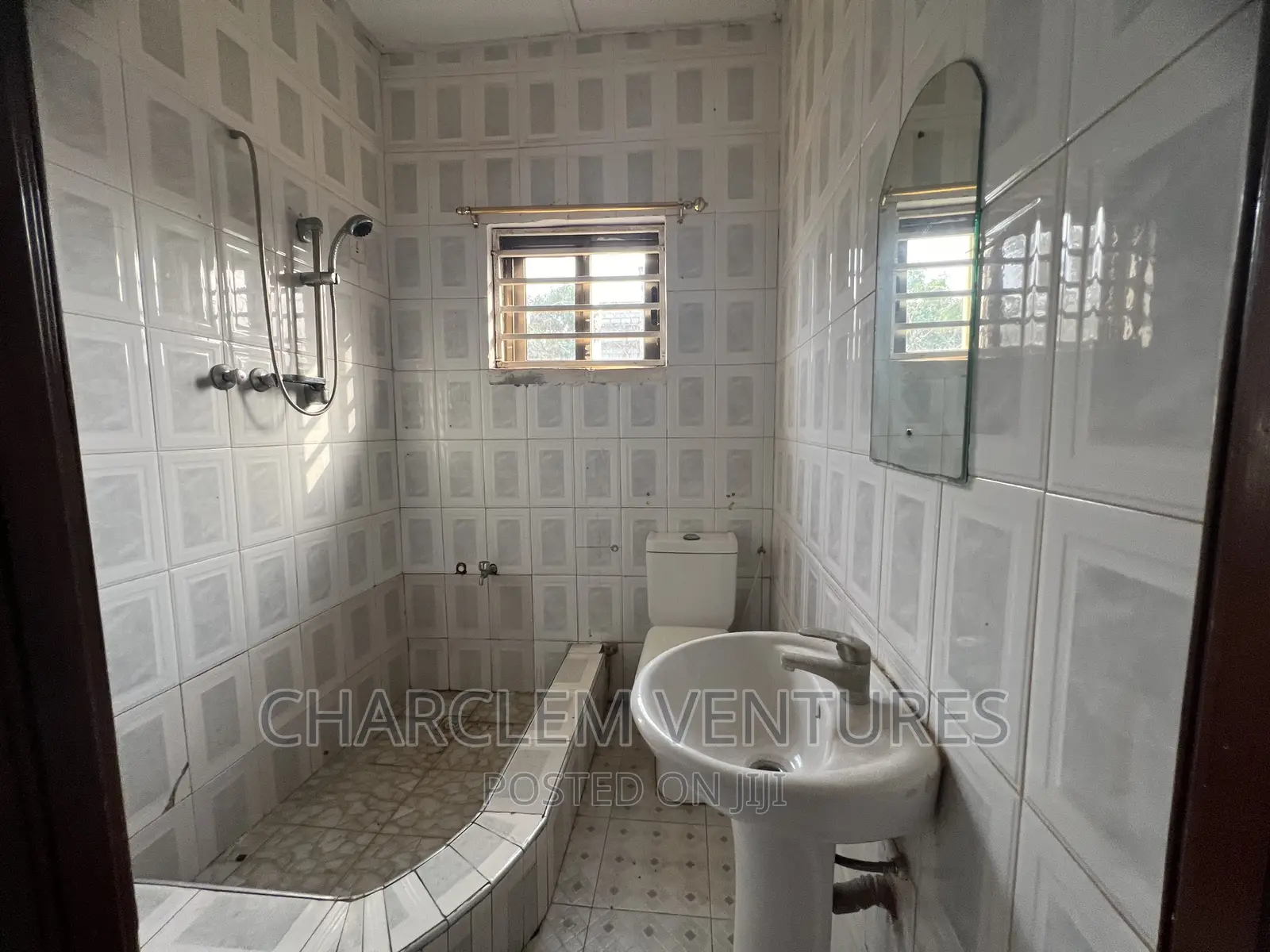 4bdrm House in Charclem Ventures, Accra Metropolitan for sale