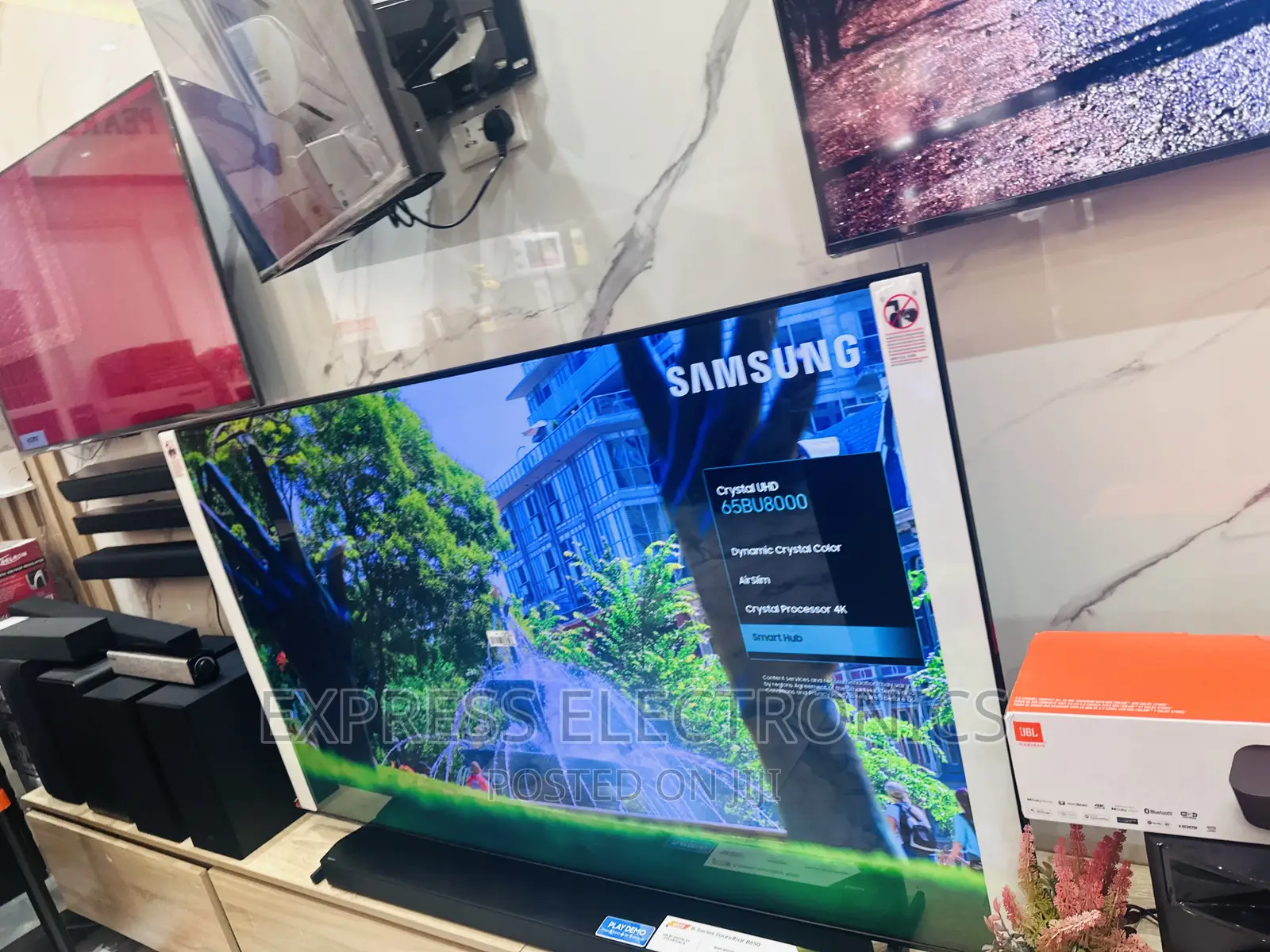 55au7022 UHD Smart Glossy Sleek Samsung