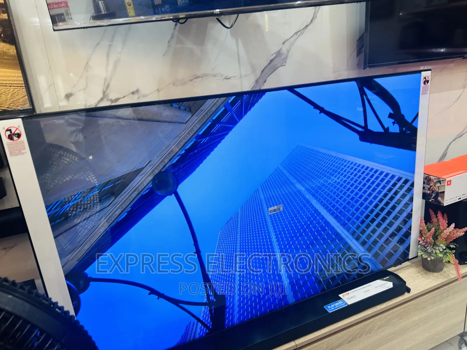 Samsung UHD Smart 55”Au7022 Best Looking  Stylish
