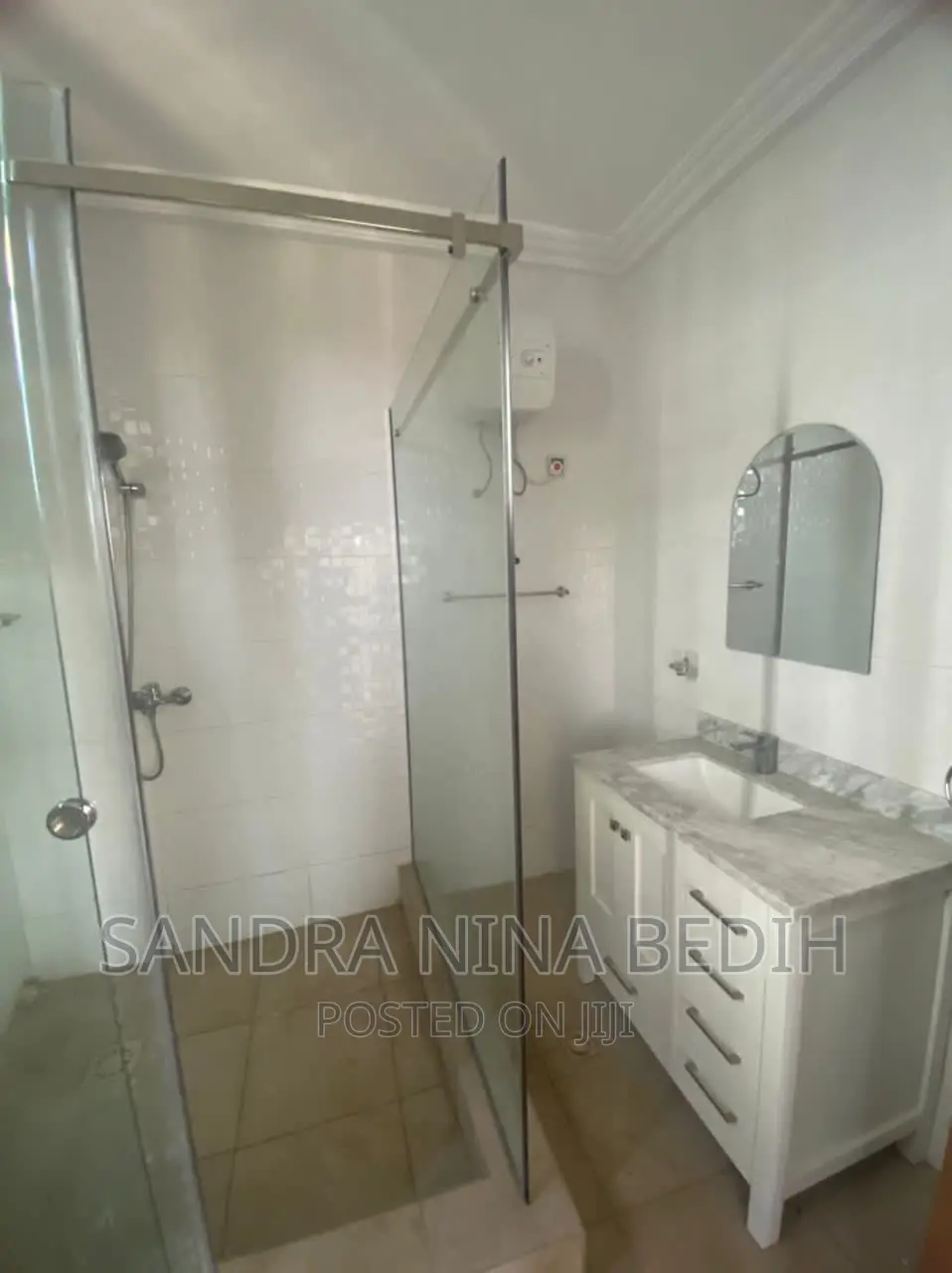 3bdrm Apartment in East Legon for rent