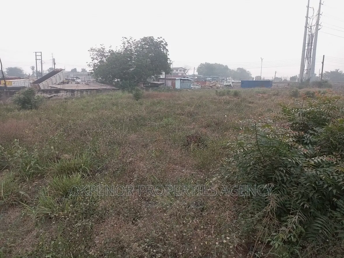 Roadside Land for Sale at Lapaz