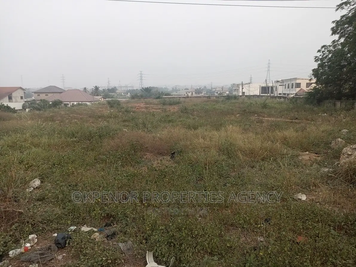 Roadside Land for Sale at Lapaz