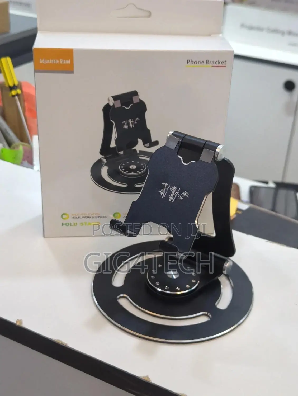 G60 Rotating Desktop Tablet Phone Holder