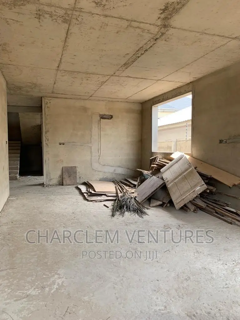 5bdrm House in Charclem Ventures, East Legon for sale