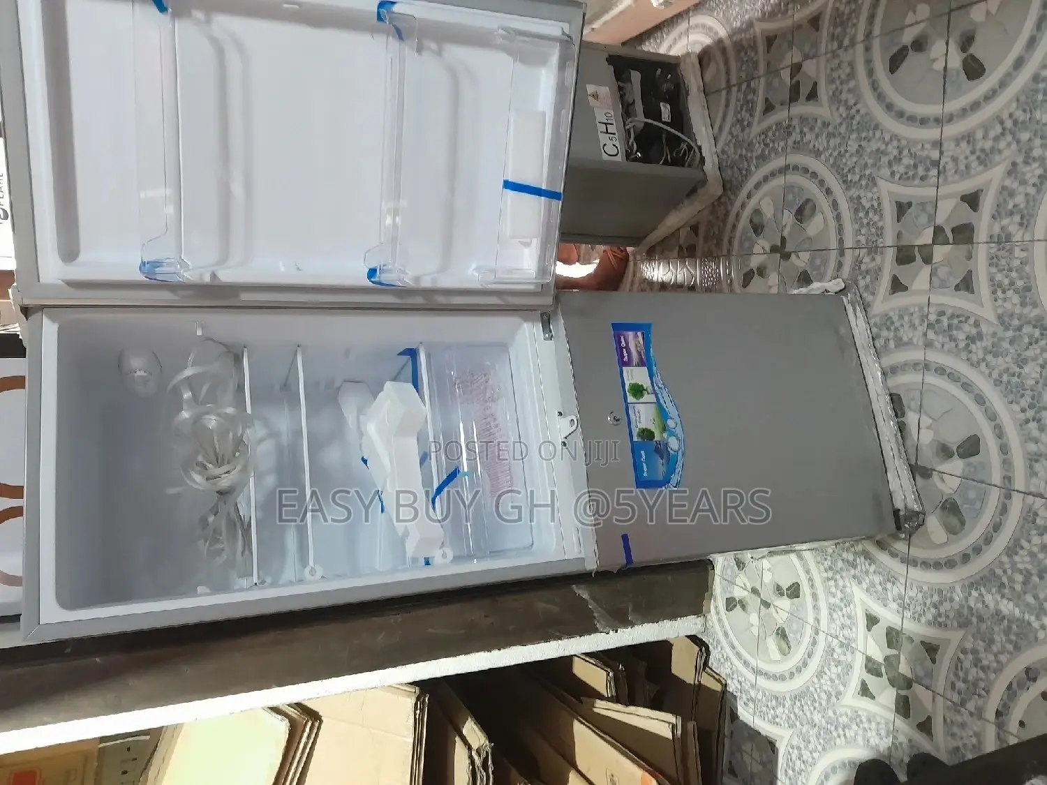 Westpool Fridge/Freezer 109L