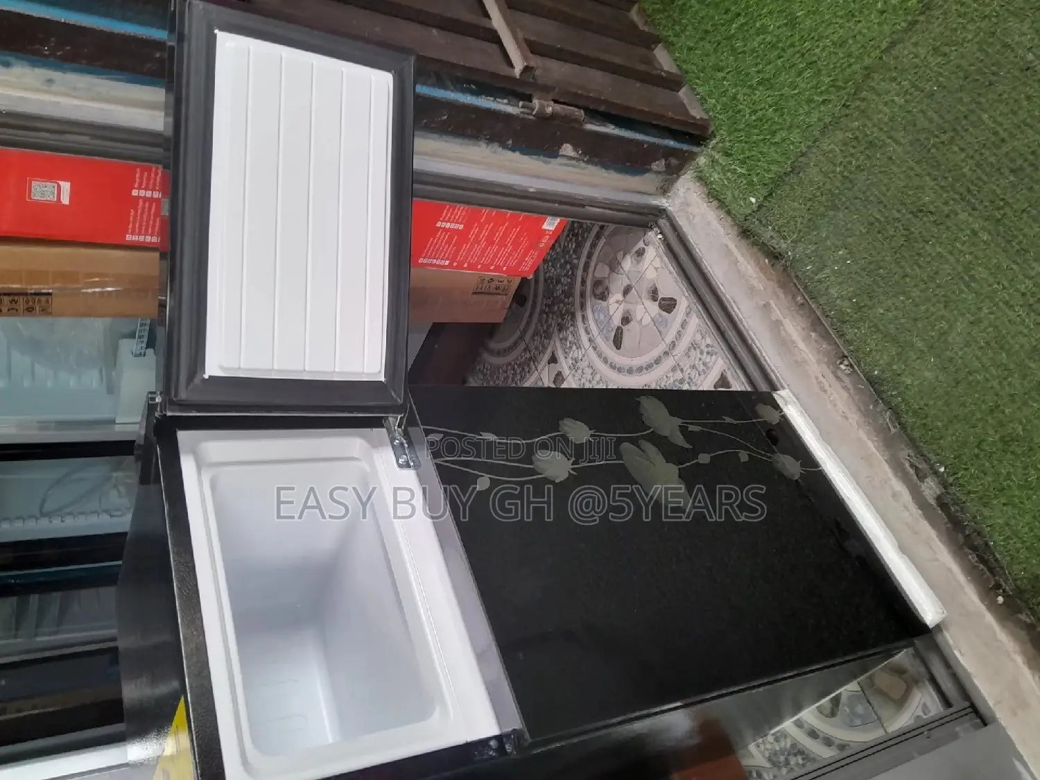 Fresh in Box Refrigerator Pearl Refrigerator