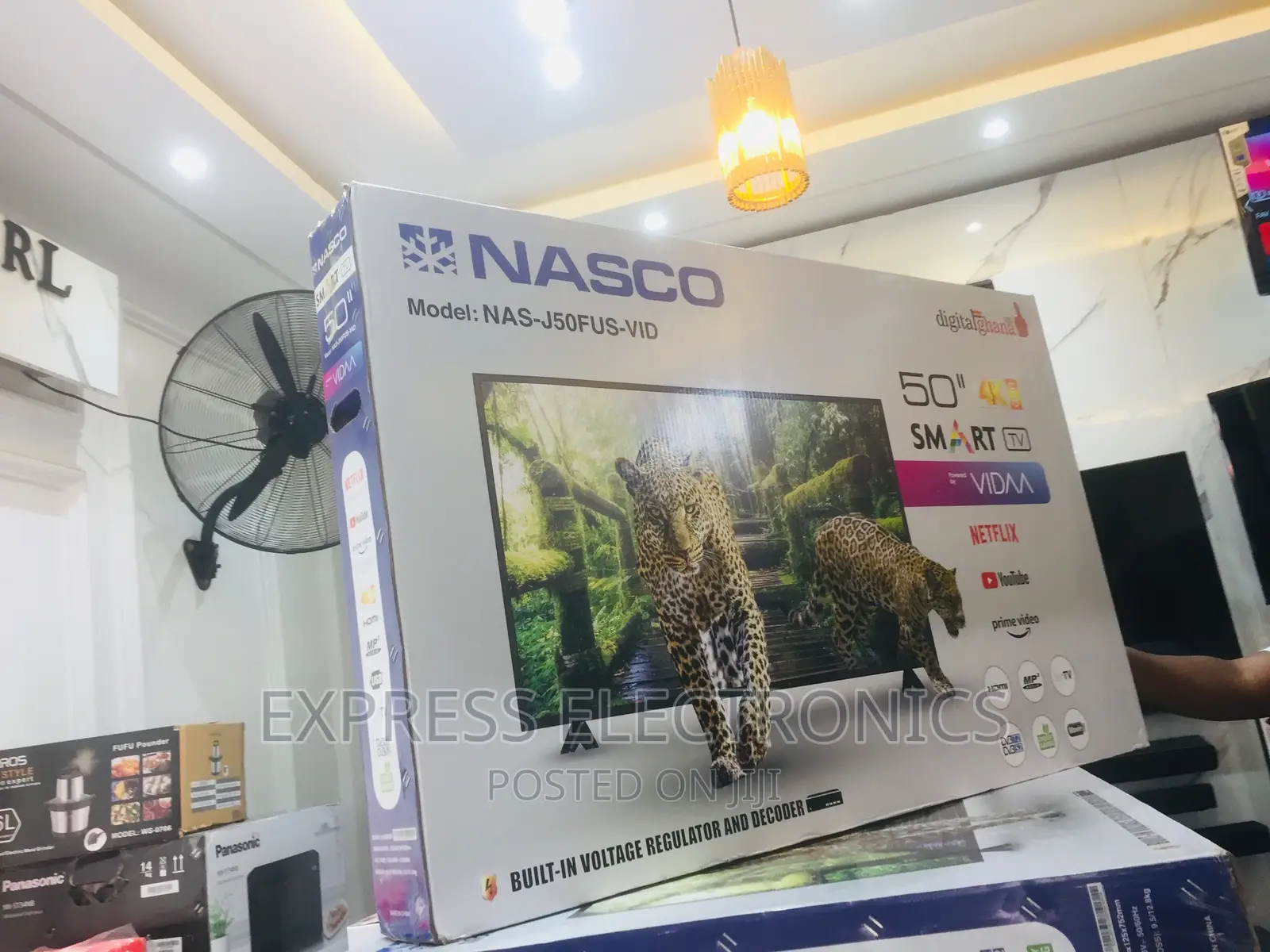 Glossy Sleek UHD Smart Glossy Black Nasco 50”