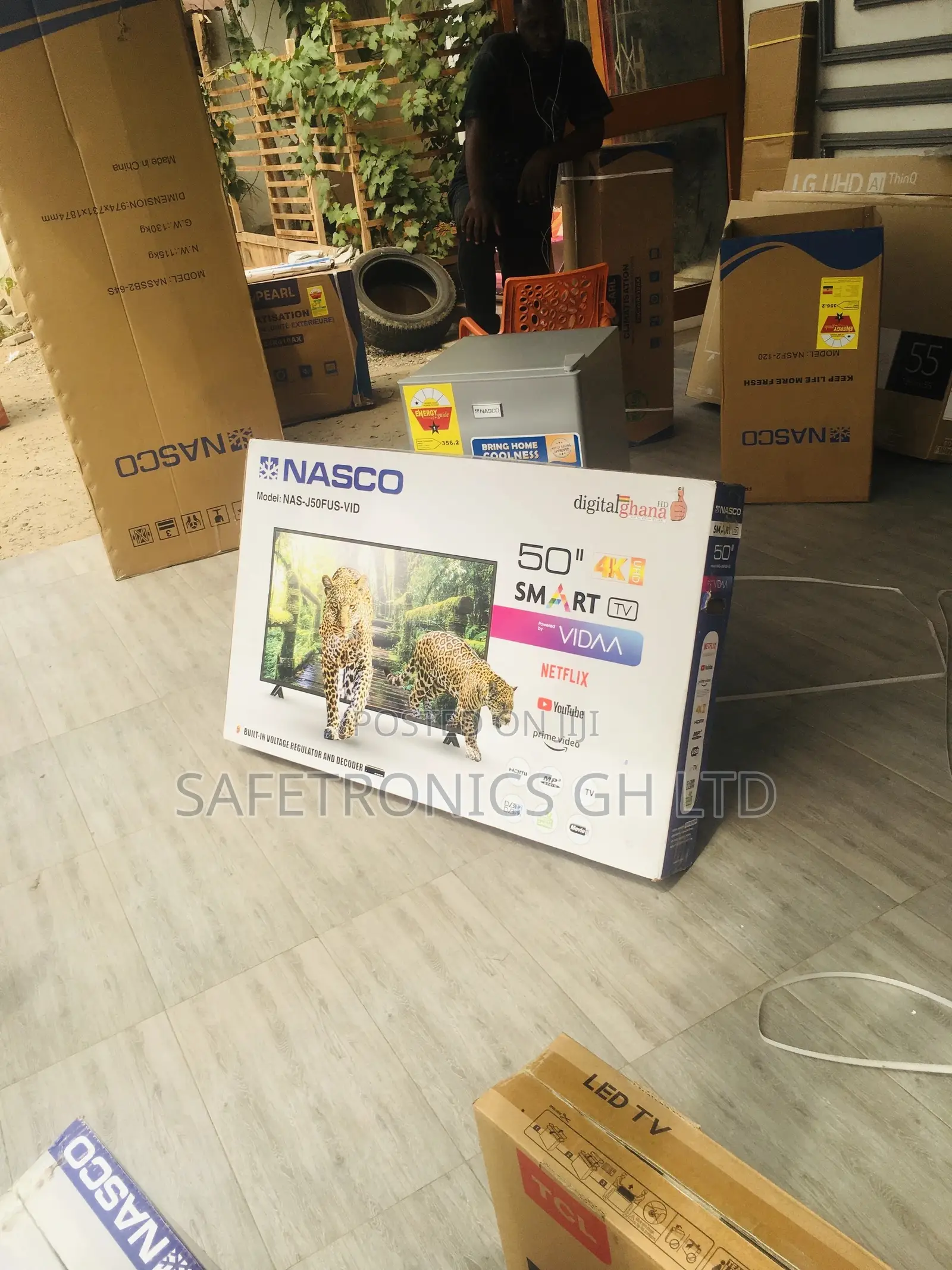 50 Inches Glossy Electric UHD Nasco LED Smart Black Tv