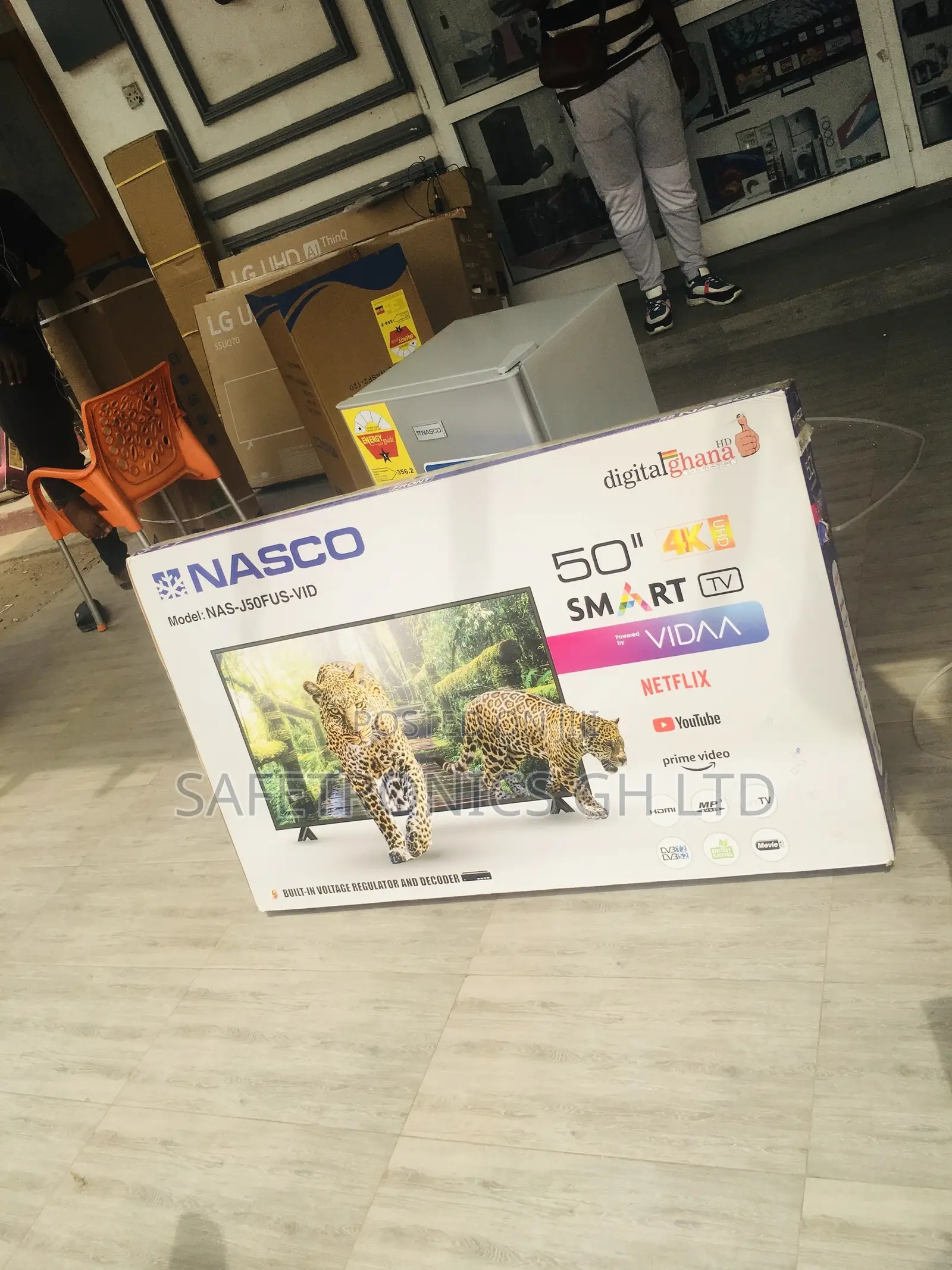  LED Glossy UHD Nasco 50 Inches Smart Black Electric Tv