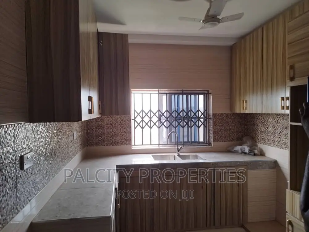 3bdrm Apartment in Agric, Kumasi Metropolitan for rent