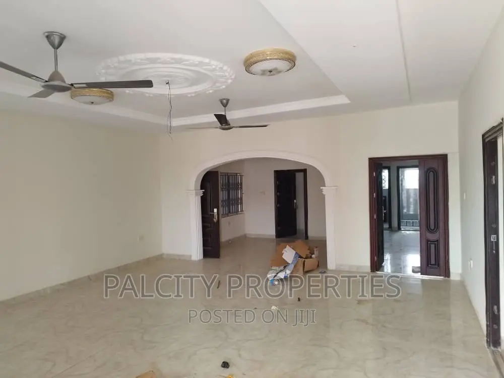 3bdrm Apartment in Agric, Kumasi Metropolitan for rent