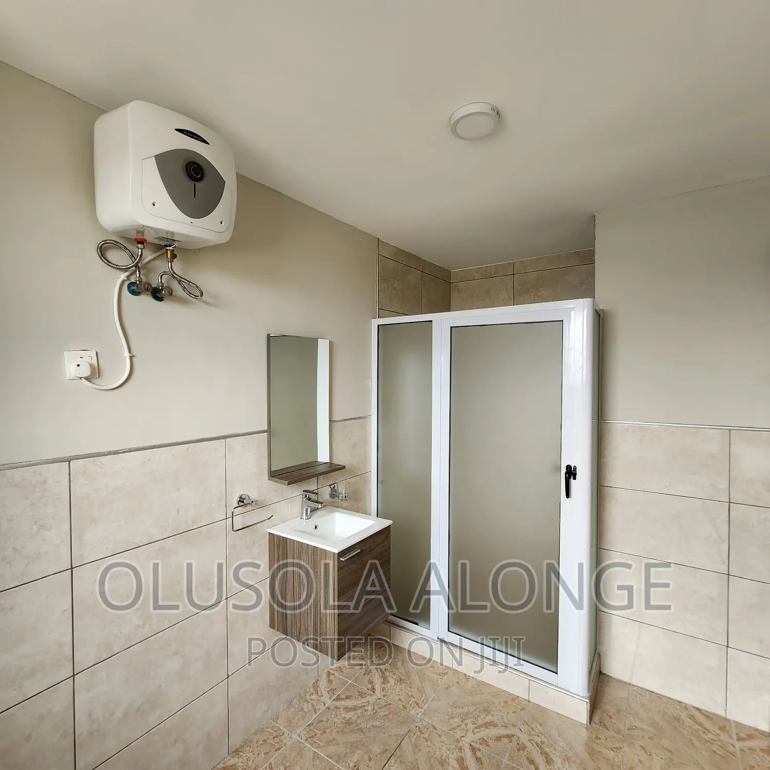 Furnished 5bdrm Townhouse / Terrace in East Legon for rent