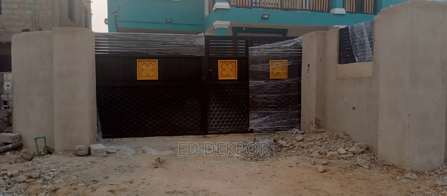 GCL Metal Gate