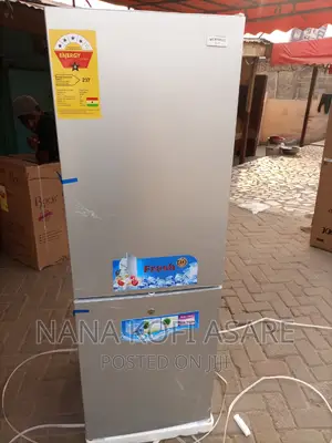 Westpool 230litres Buttom Freezer Refrigerator