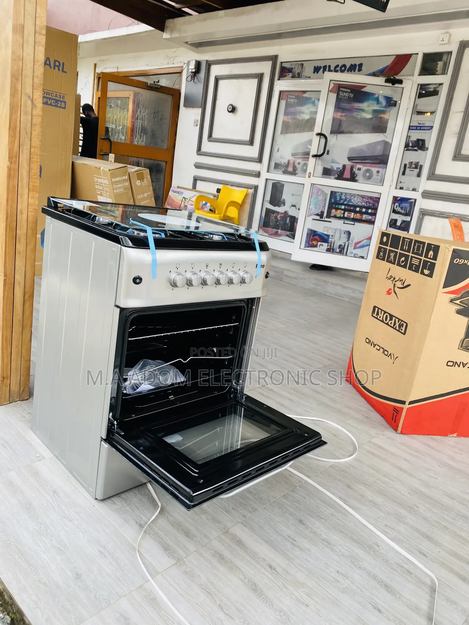 Stainless Steel Ferre 60x60 4 Gas Burner With + Glass Lid.