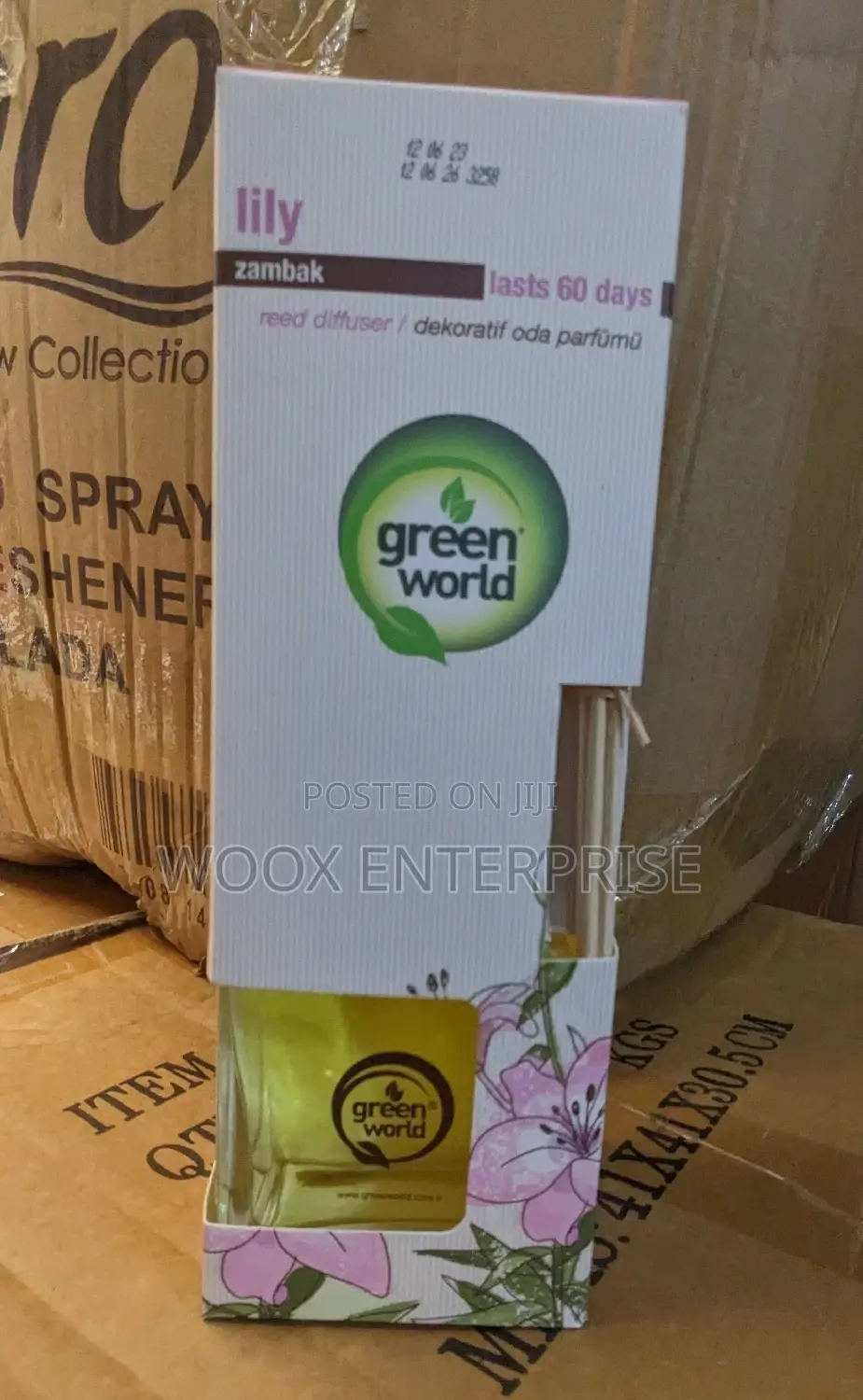 Green World Reed Diffuser Lily (170ml)