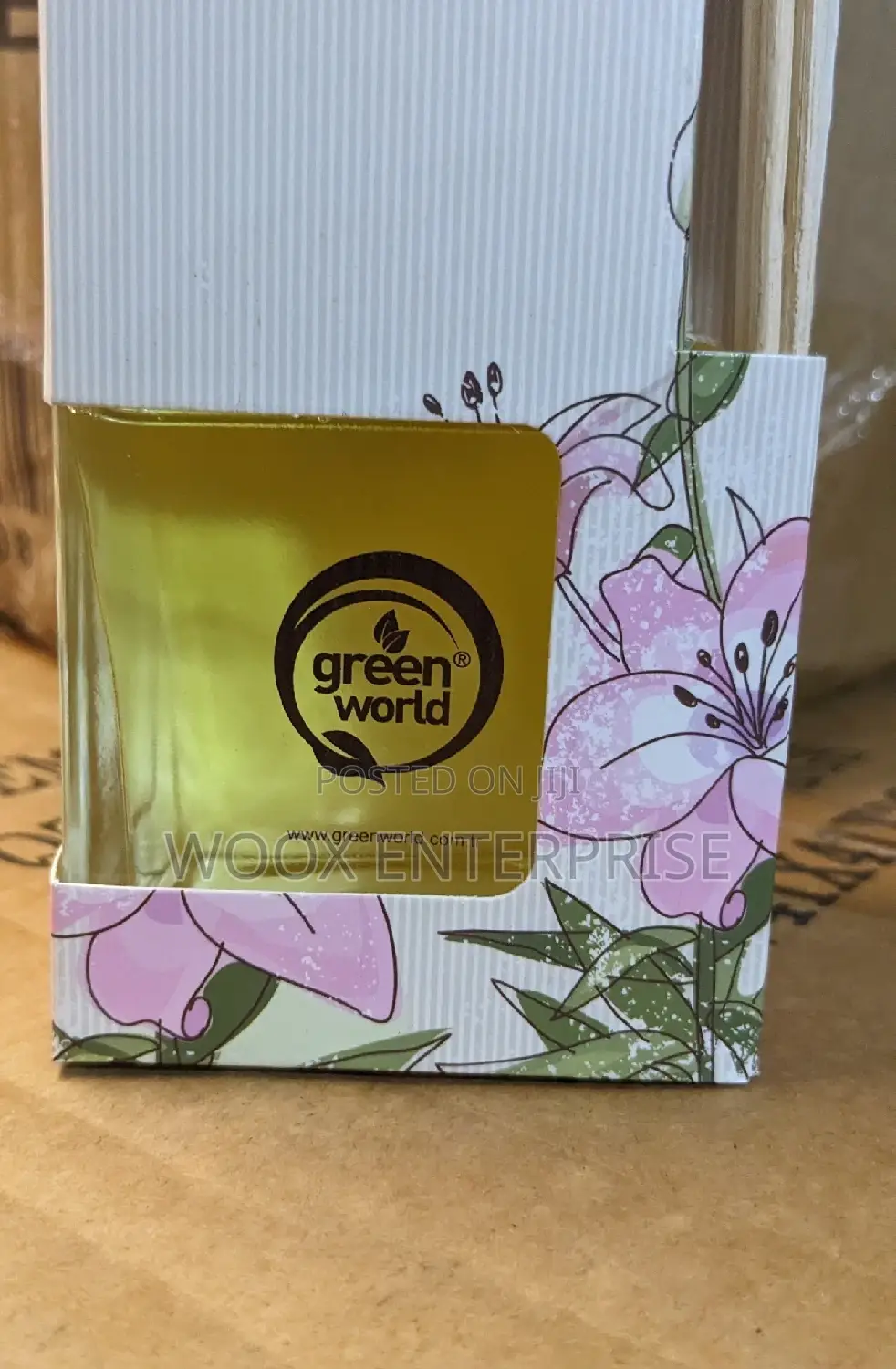 Green World Reed Diffuser Lily (170ml)